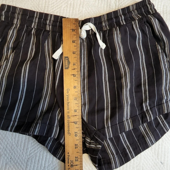 Billabong shorts - Picture 13 of 14